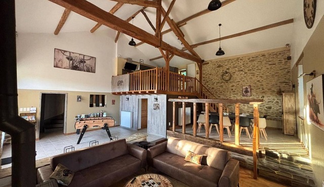 Country House 'Le Ranch Des Ours' with Private Pool, Terrace & Wi-Fi