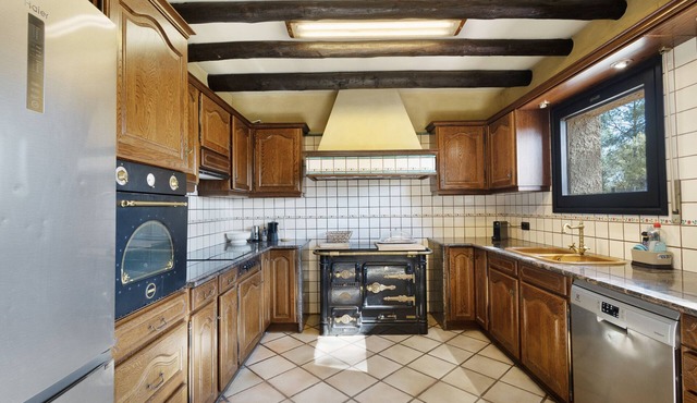 Country House 'Les Hectarees' with Mountain View, Private Pool and Wi-Fi