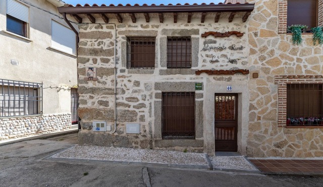 Country House 'Los 2 Yugos-Economica' with Mountain View, Wi-Fi and Air Conditioning