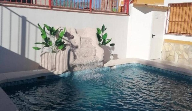 Country House 'Los Ferreles 7 Dormitorios' with Mountain View, Shared Pool and Wi-Fi