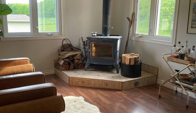 Country House (Main House + Guest House)