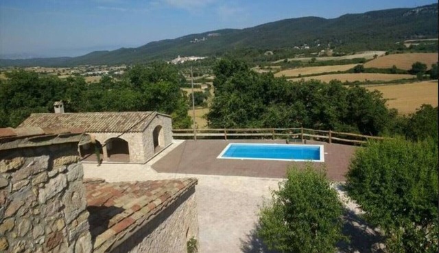 Country house Marimon in La Llacuna