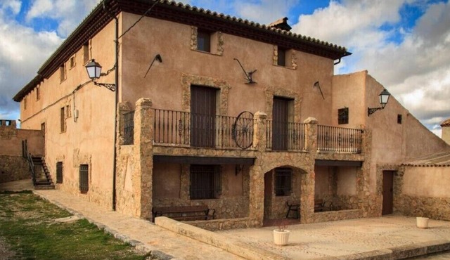 Country House 'Masia Los Camineros' with Mountain View, Private Terrace and Private Garden