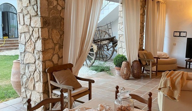 Country House 'Medina' with Private Pool, Private Terrace and Wi-Fi