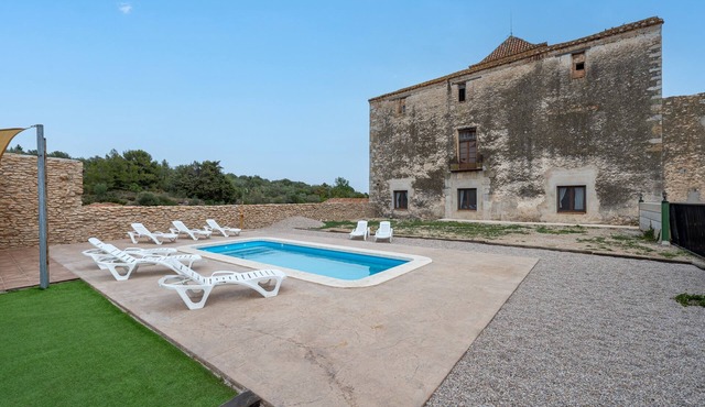 Country House 'Moli Categoria Superior' with Private Pool, Private Terrace and Wi-Fi