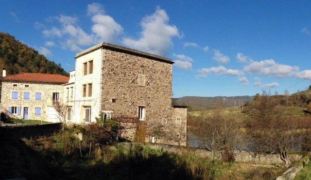 Country House 'Moulin De La Ribeyre' with Mountain View, Private Terrace and Wi-Fi