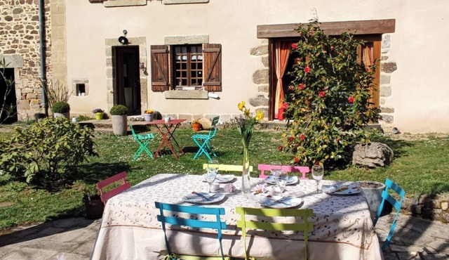 Country house near Aubusson! Ideal for families.