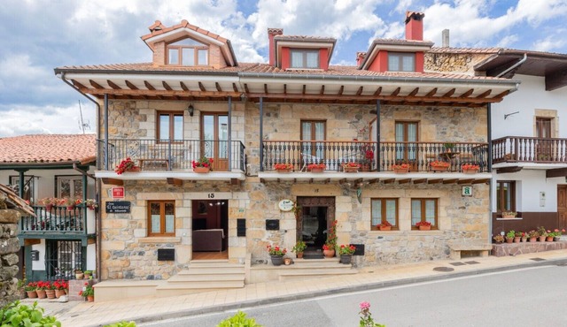Country House 'Quintanal De Villacarriedo' with Mountain View, Private Terrace and Wi-Fi