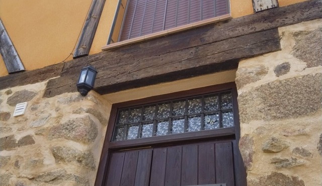 Country House 'Quimera' with Mountain View and Balcony