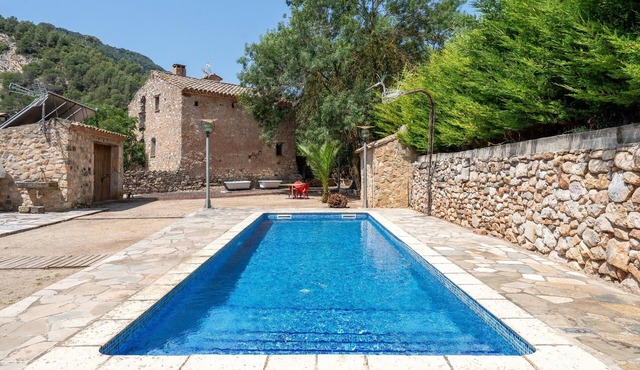 Country House 'Serra De Prades' with Mountain View, Shared Pool and Wi-Fi