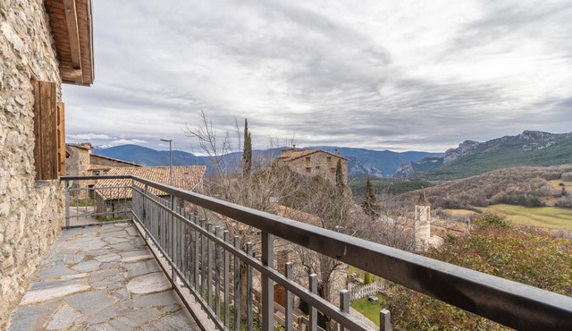Country House 'Sisquet' with Mountain View, Private Terrace and Wi-Fi