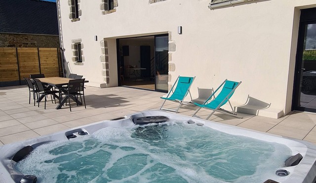 Country house with jacuzzi