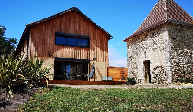 Country house with jacuzzi