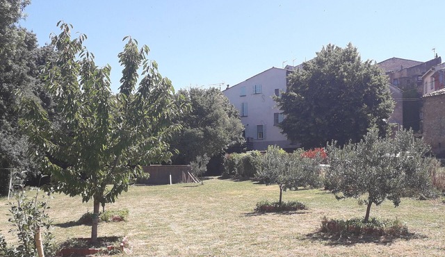 Country house with large garden and swimming pool