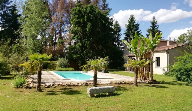 Country house with pool