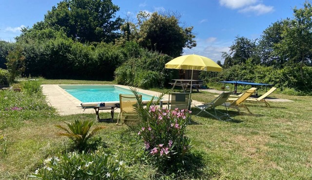 Country house with private pool 30 min from the beaches of the Emerald Coast