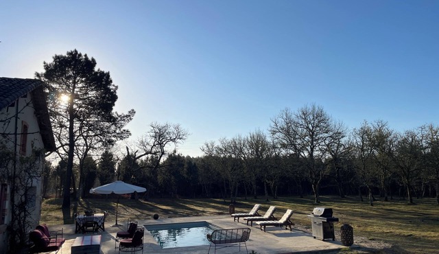 Country house with swimming pool
