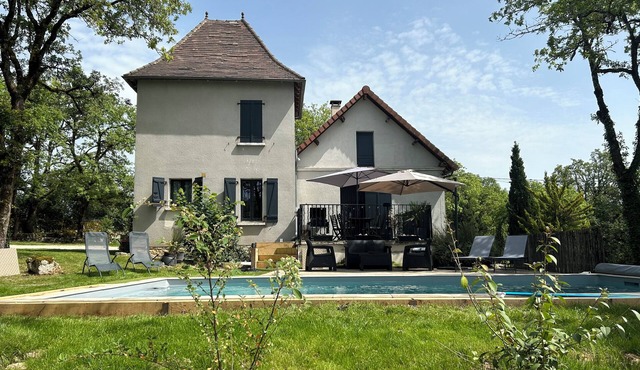 Country house with swimming pool