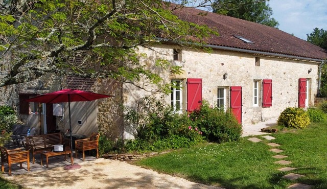 Country house with two pools and nice views