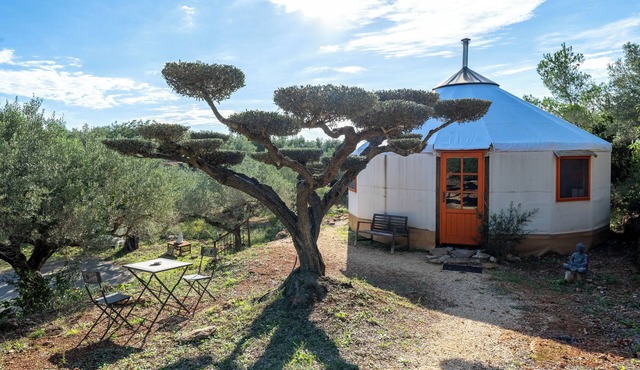 Country House 'Yurta Mongola Delta Del Ebro' with Sea View, Shared Pool and Wi-Fi