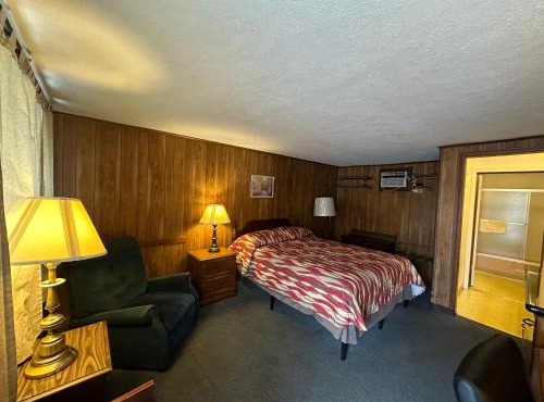 Country Inn Motel & RV Park