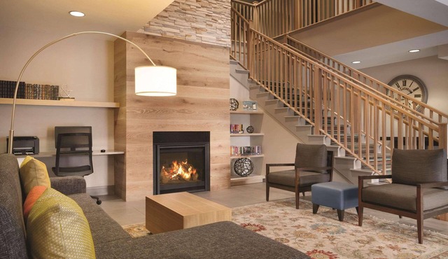 Country Inn & Suites by Radisson, Brooklyn Park - Brooklyn Center, MN