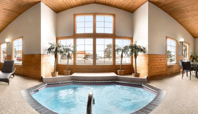 Country Inn & Suites by Radisson, Grand Rapids, MN