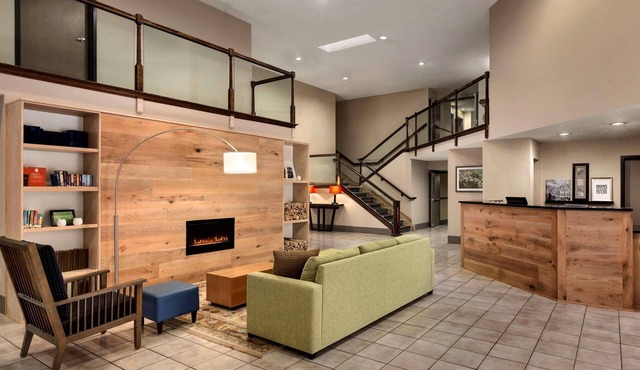 Country Inn & Suites by Radisson, Dahlgren-King George, VA