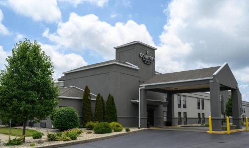 Country Inn & Suites by Radisson, Greenfield, IN