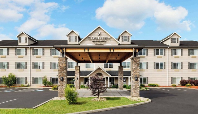 Country Inn & Suites by Radisson, Big Flats (Elmira), NY