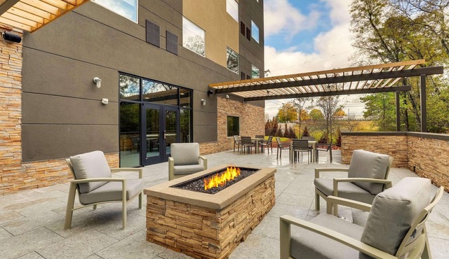 Country Inn & Suites by Radisson, Cumming near Northside Hospital Forsyth