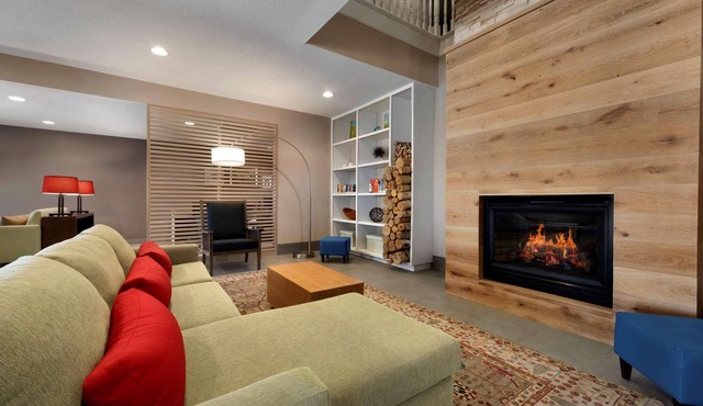 Country Inn & Suites by Radisson, Houghton, MI