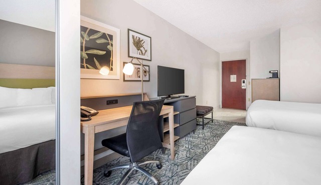 Country Inn & Suites by Radisson, Dayton South, OH