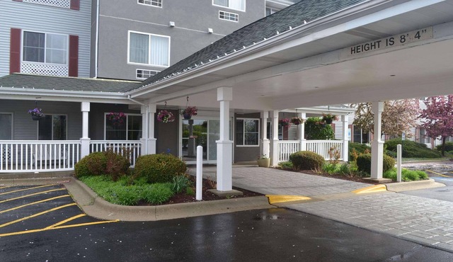 Country Inn & Suites by Radisson, Gurnee, IL
