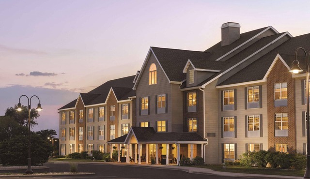 Country Inn & Suites by Radisson, Madison, WI