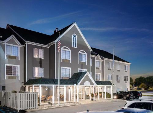 Country Inn & Suites by Radisson, Maumee - Toledo