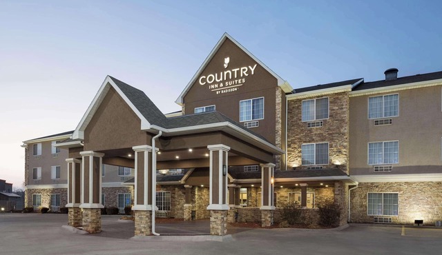 Country Inn & Suites by Radisson, Topeka West, KS