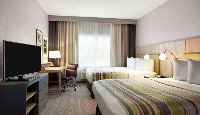 Country Inn & Suites by Radisson, York, PA