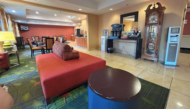 Country Inn & Suites by Radisson, Fayetteville I-95, NC