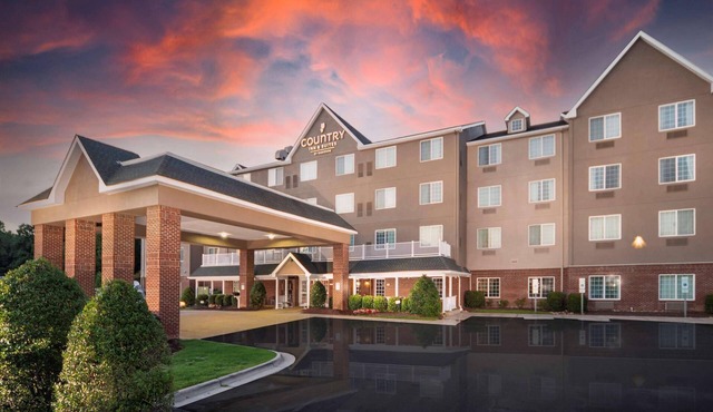 Country Inn & Suites by Radisson, Rocky Mount, NC