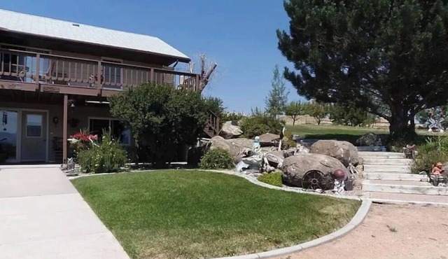 Country living, 20 acres, Horses, Dogs, Family Fun