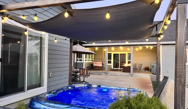 Country Living and Views; Full RV hookup available