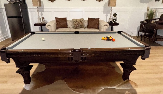 Country Living, minutes from town.