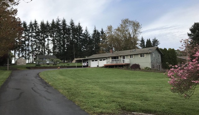 Country Living near Albany, Fresh & Sanitized