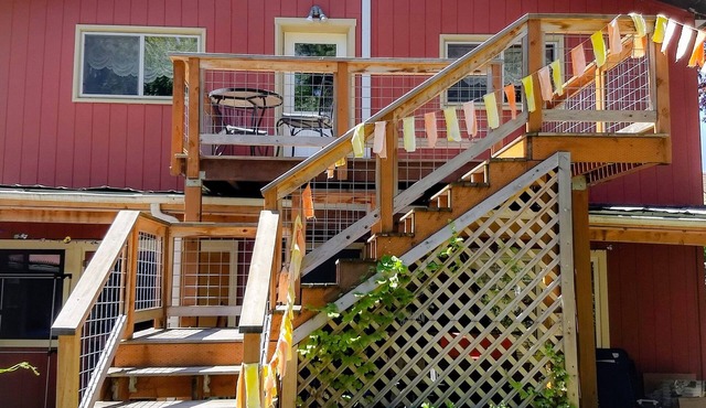 Country Oasis in North Seattle