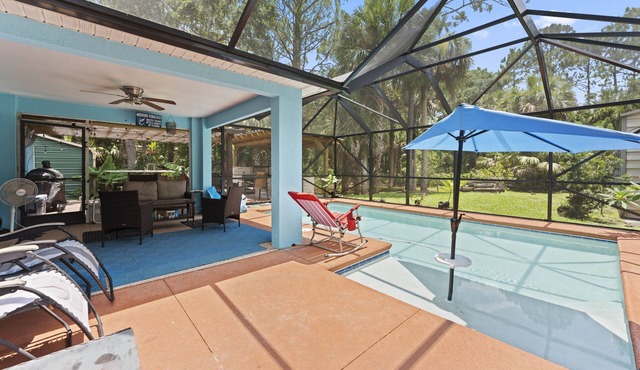 Country Oasis w/Heated Pool > Cocoa FL