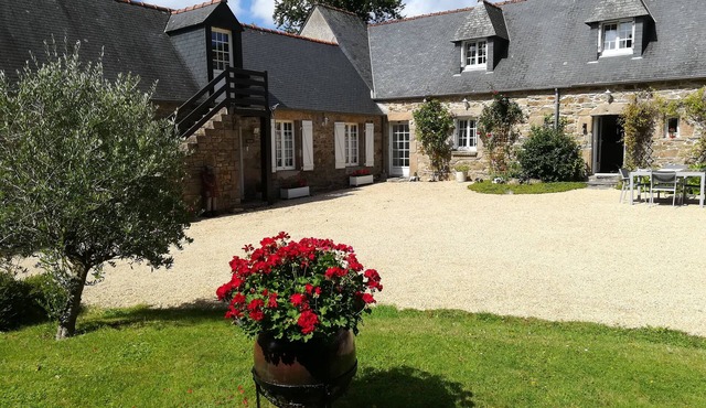 Country property (longère)