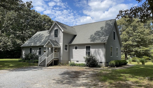 Country Quiet 3 Bedroom 2 Bath Tranquil Space!