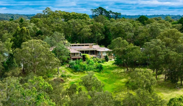 Country Retreat 3 Cottages | Pool | Mountain Views