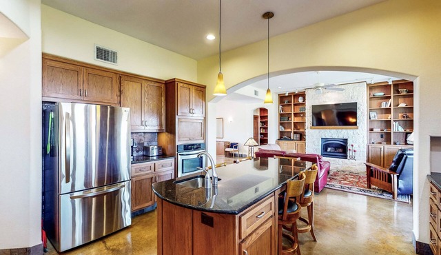 Country Retreat | House in Bartlett
